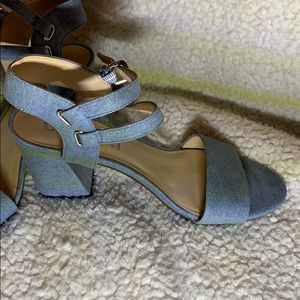 Jean style low heels